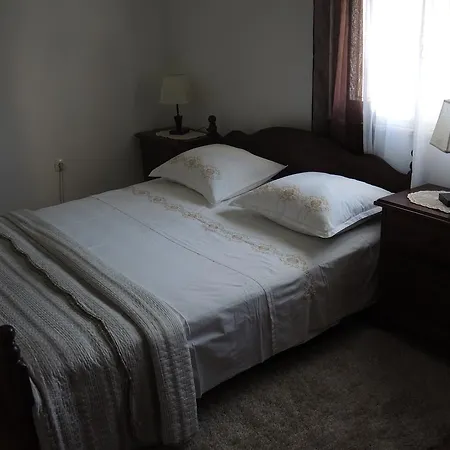 Appartement In Centre For 7 *