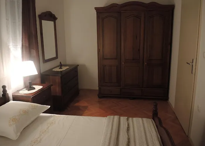Apartman In Centre For 7