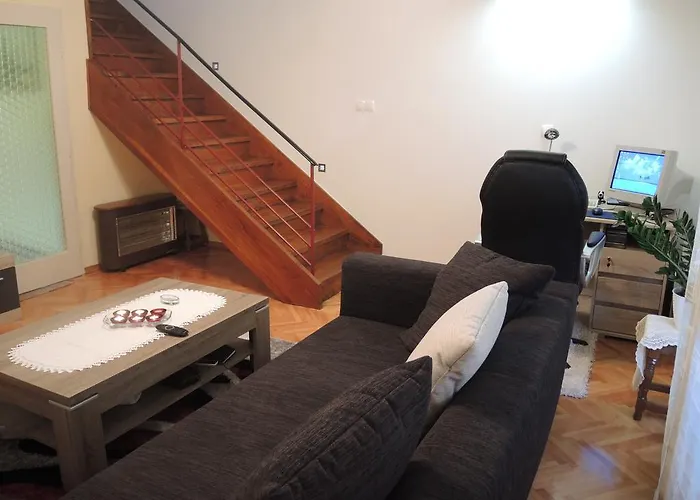 Apartman In Centre For 7