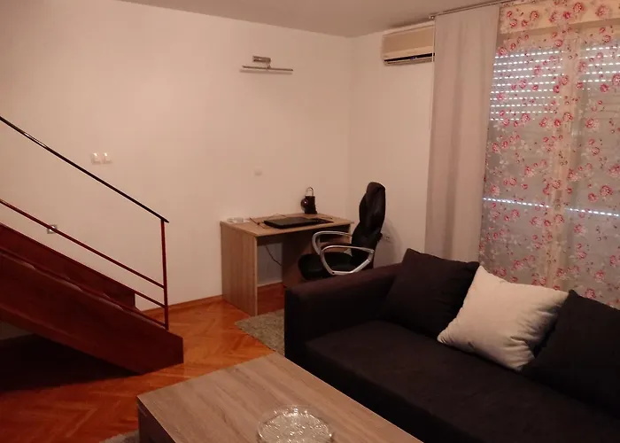 Apartman In Centre For 7 Split